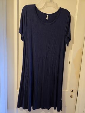 Women’s Navy Midi T-Shirt Dress